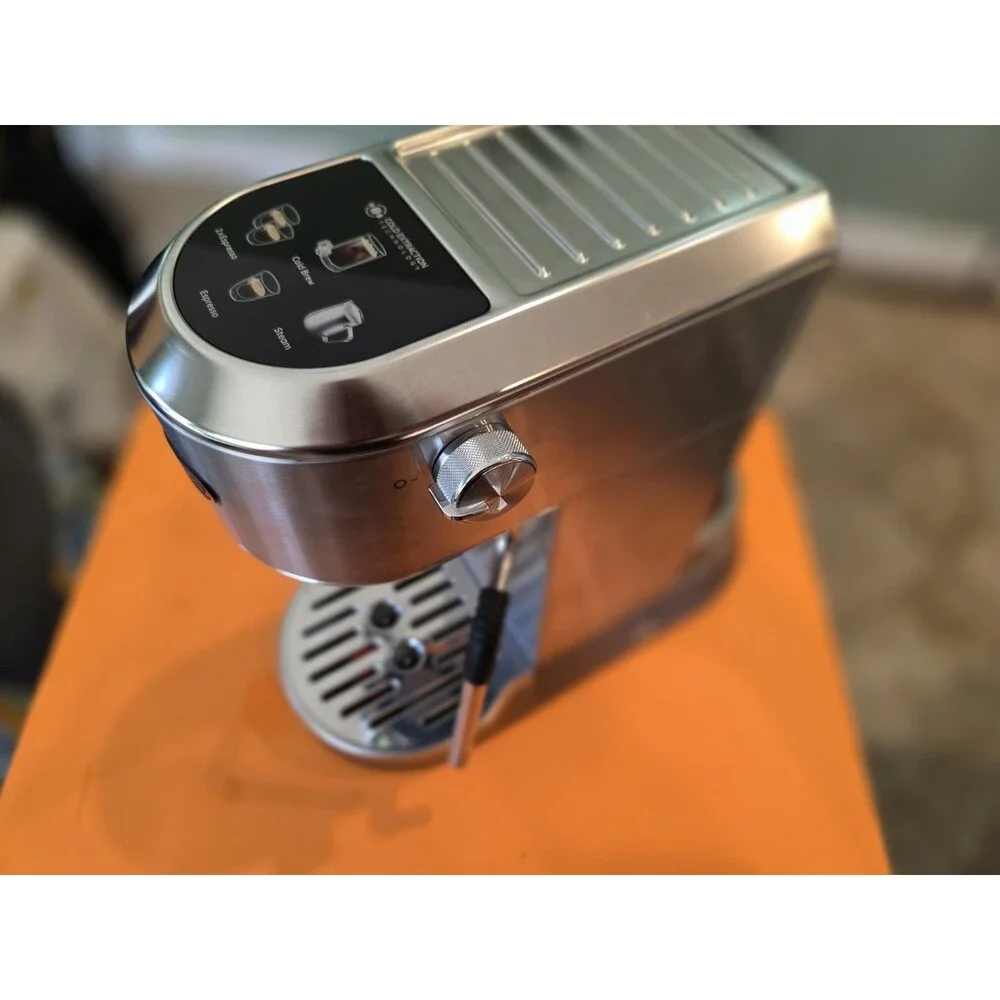 DeLonghi compact espresso